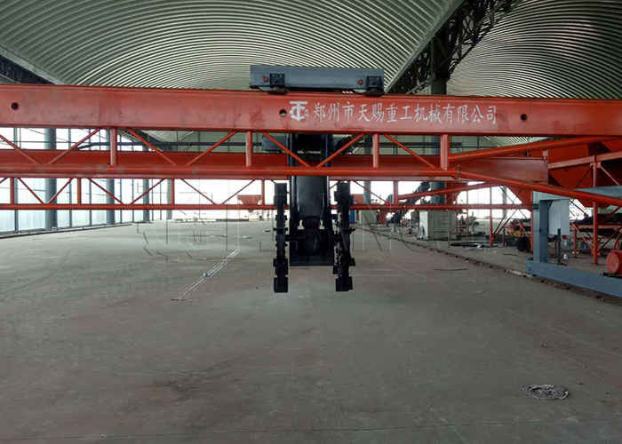 Tekerlek Tipi Kompost Turner Fermantasyon Kompostlama Makinesi Organik Atıkların Fermantasyonu İçin