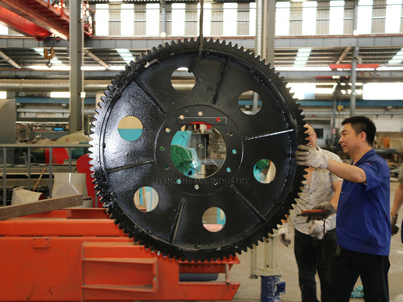 Yüksek kaliteli gübre granulatörü, granüler gübrelerin sürekli üretimi için idealdir.