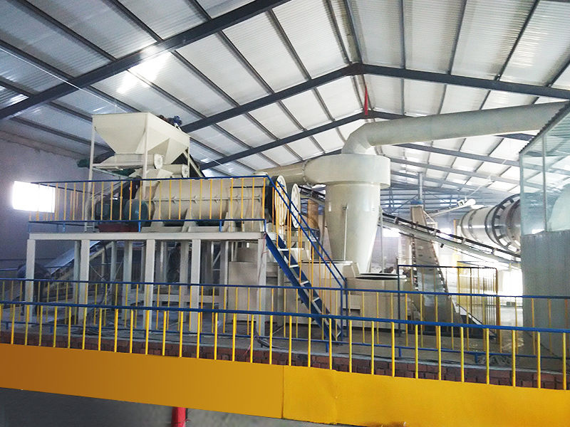 Yıllık 100.000 tonluk bir kuş gübresi organik gübre üretim hattı için eksiksiz ekipman ve maliyet