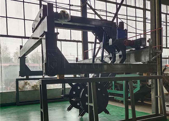 Yüksek Kapasiteli Organik Atık Fermantasyon Kompost Ekipmanı Tekerlek Tipi Kompost Dönüştürücü